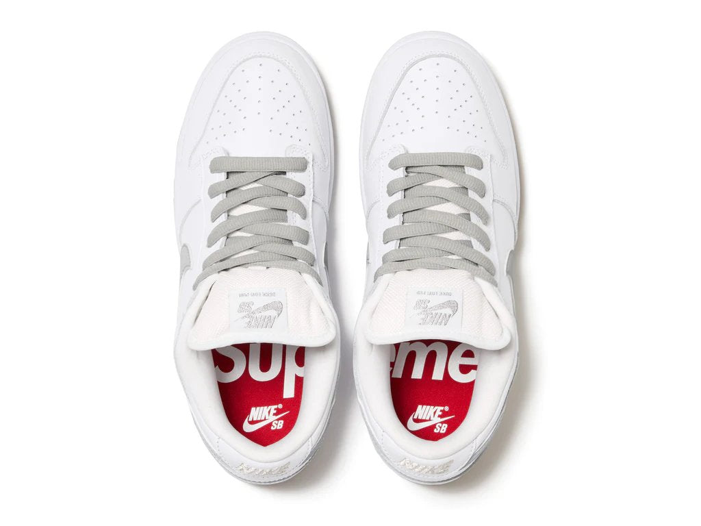 NIKE SB DUNK X SUPREME 94 WHITE METALLIC SILVER